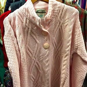 Arancrafts 100% merino wool pink cardigan. 3 large buttons. Size 2X